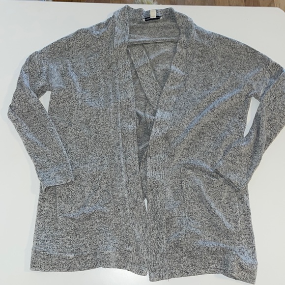 Cardigan - Picture 1 of 2